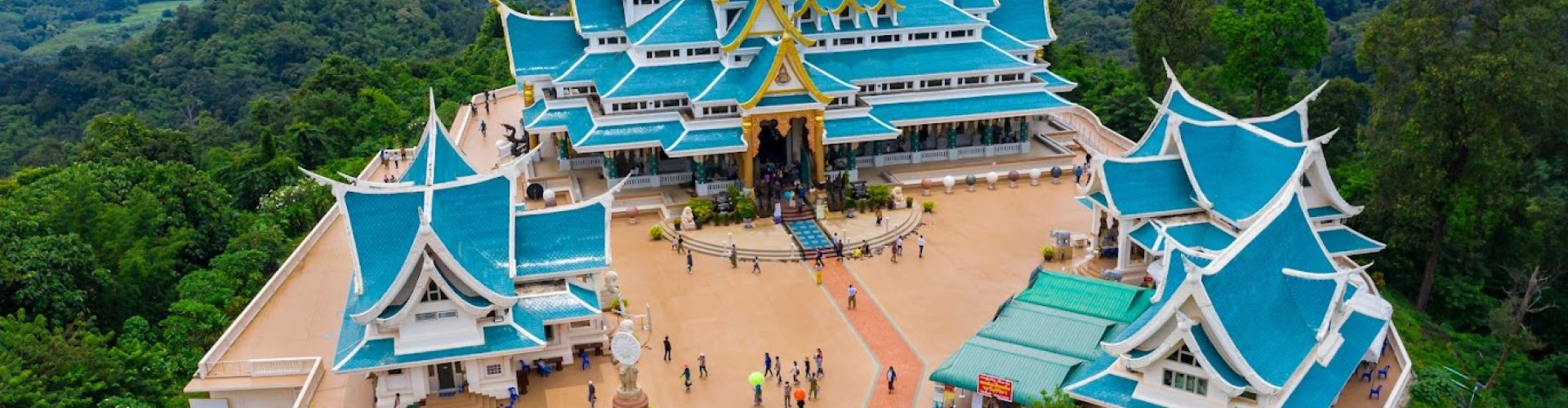 Dining scene in Udon Thani, TH