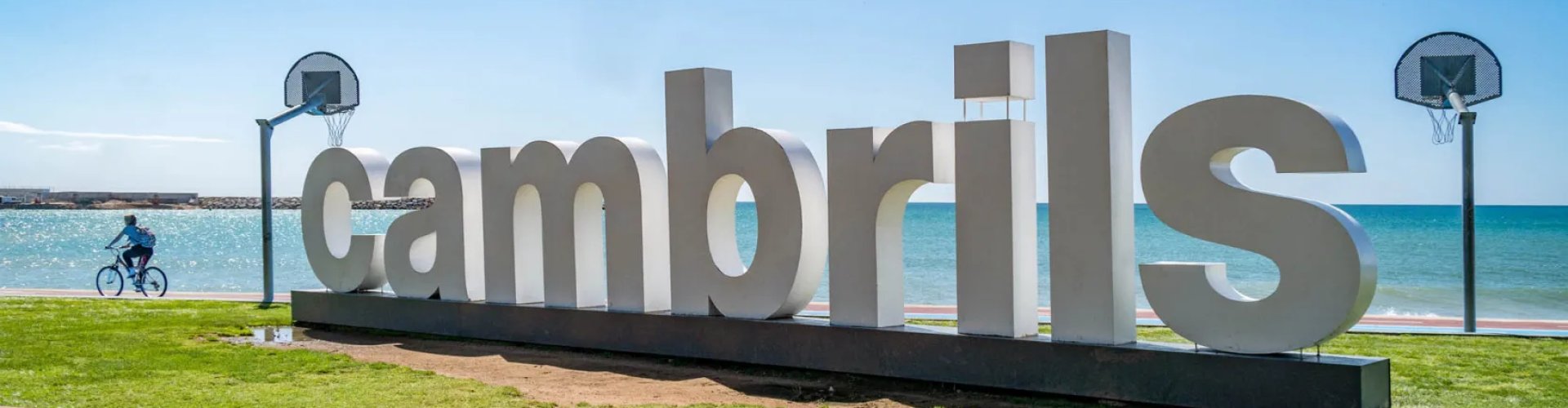 Sunset dining in Cambrils, ES